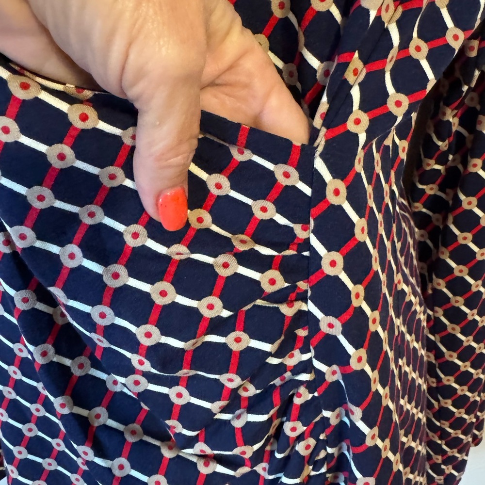 Talbots Geometric Print Long Sleeve Top  Office/Career    XLARGE   #3 - Picture 4 of 9